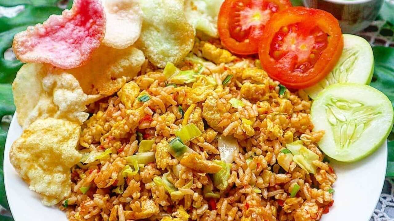 Nasi Goreng Mas Jabrig: Rasa yang Menggugah Selera di Jantung Cilacap